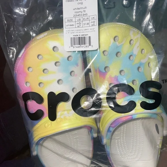 Crocs - Picture 2 of 2